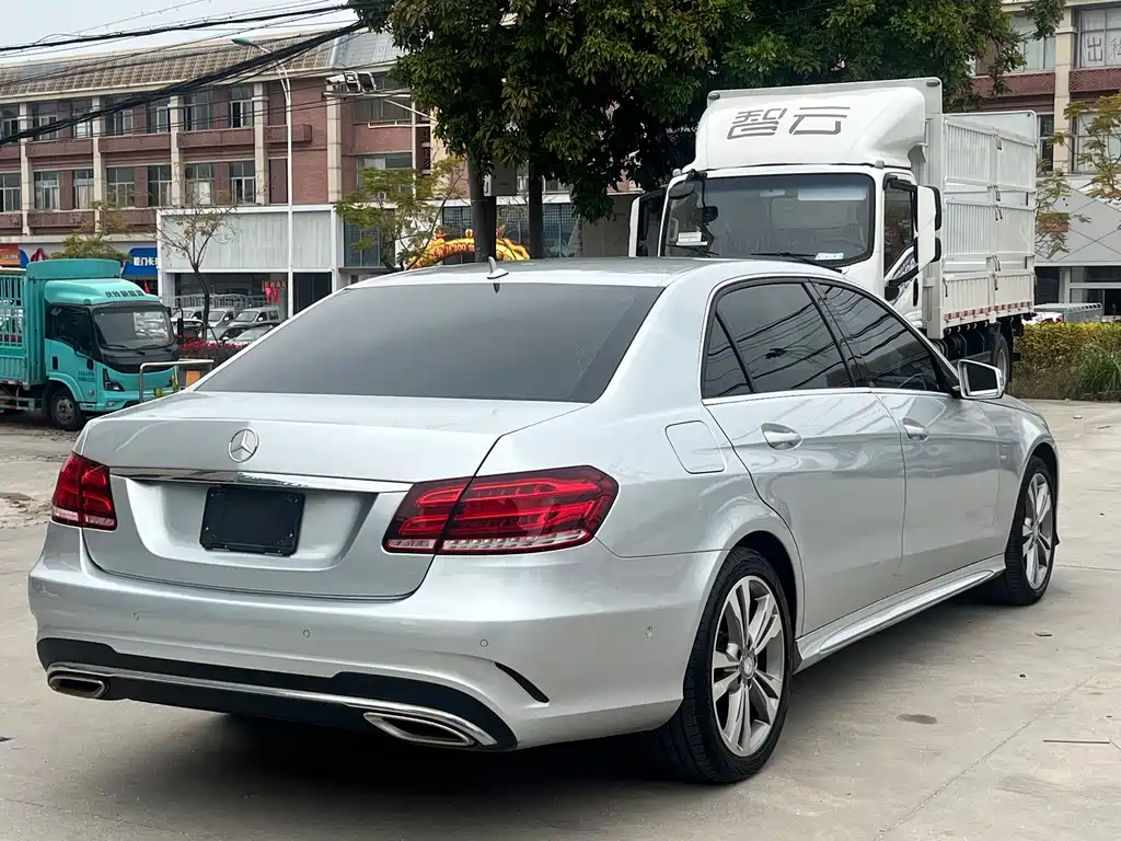 Mercedes-Benz E-Class 2014 — фото 4
