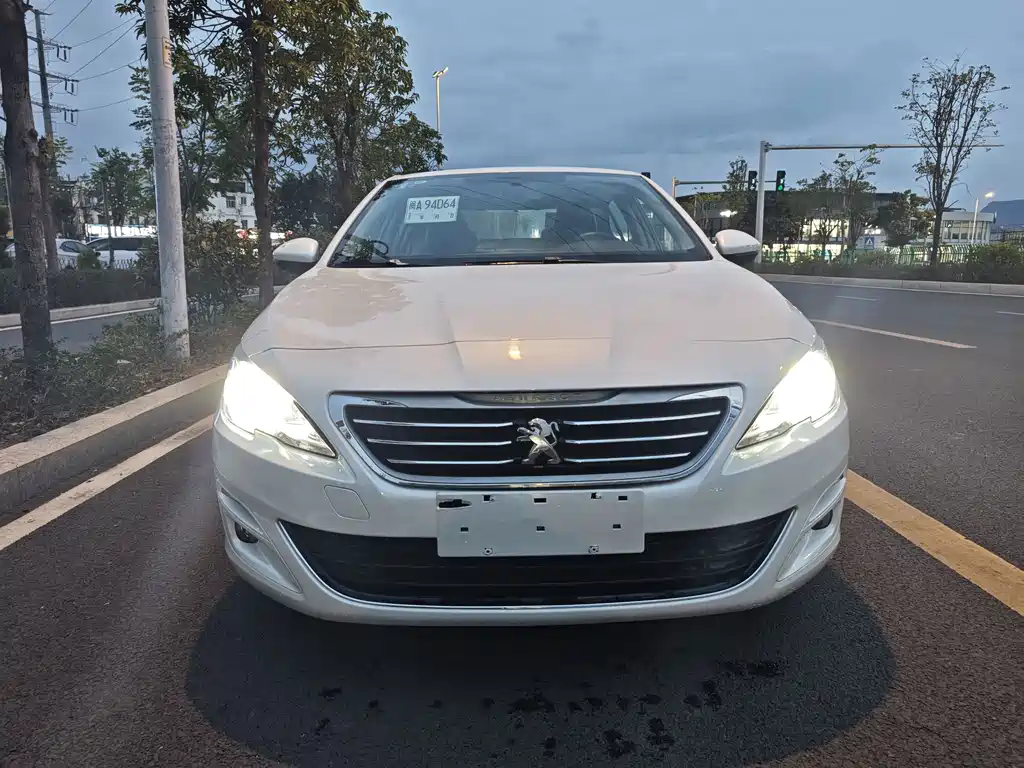 Peugeot 408 2018