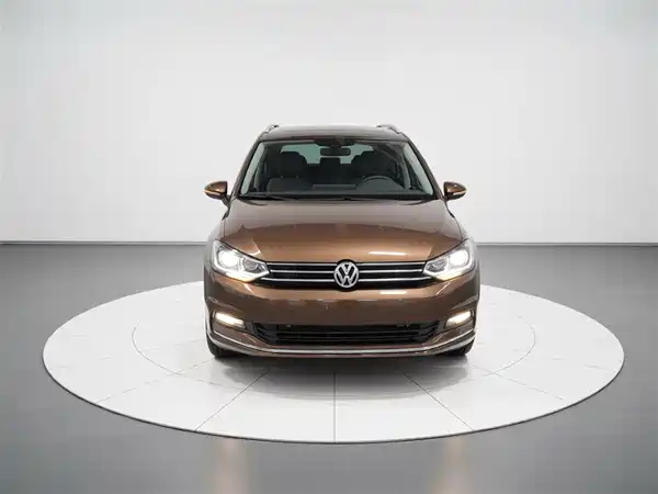 Volkswagen Touran 2016