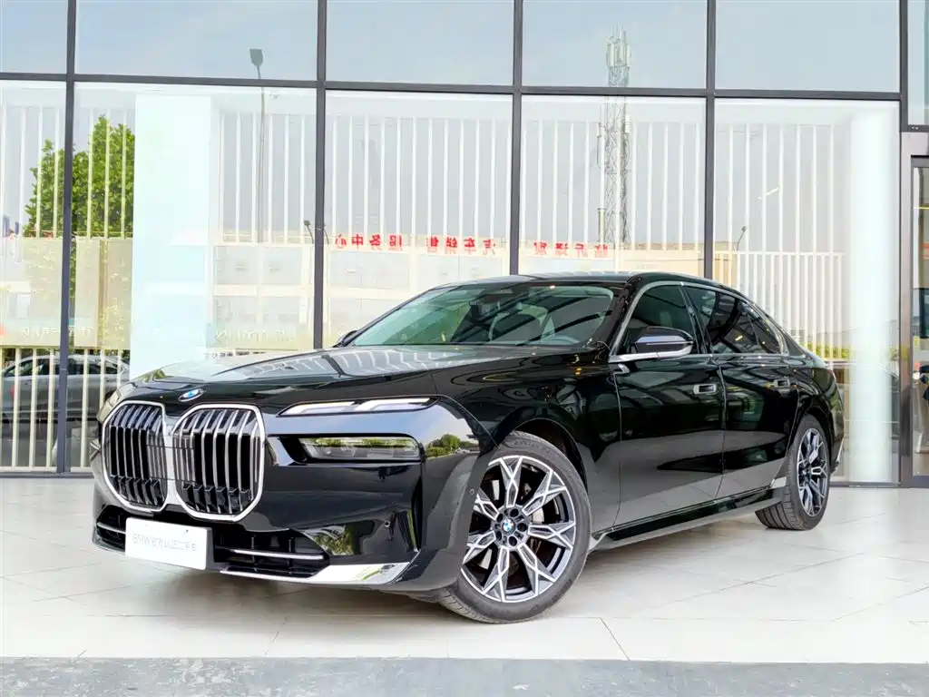 BMW 7 Series 2024
