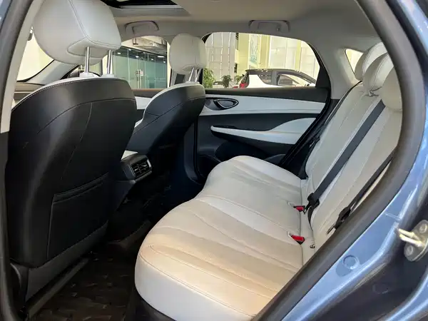 BYD Seal 05 DM-i 2025