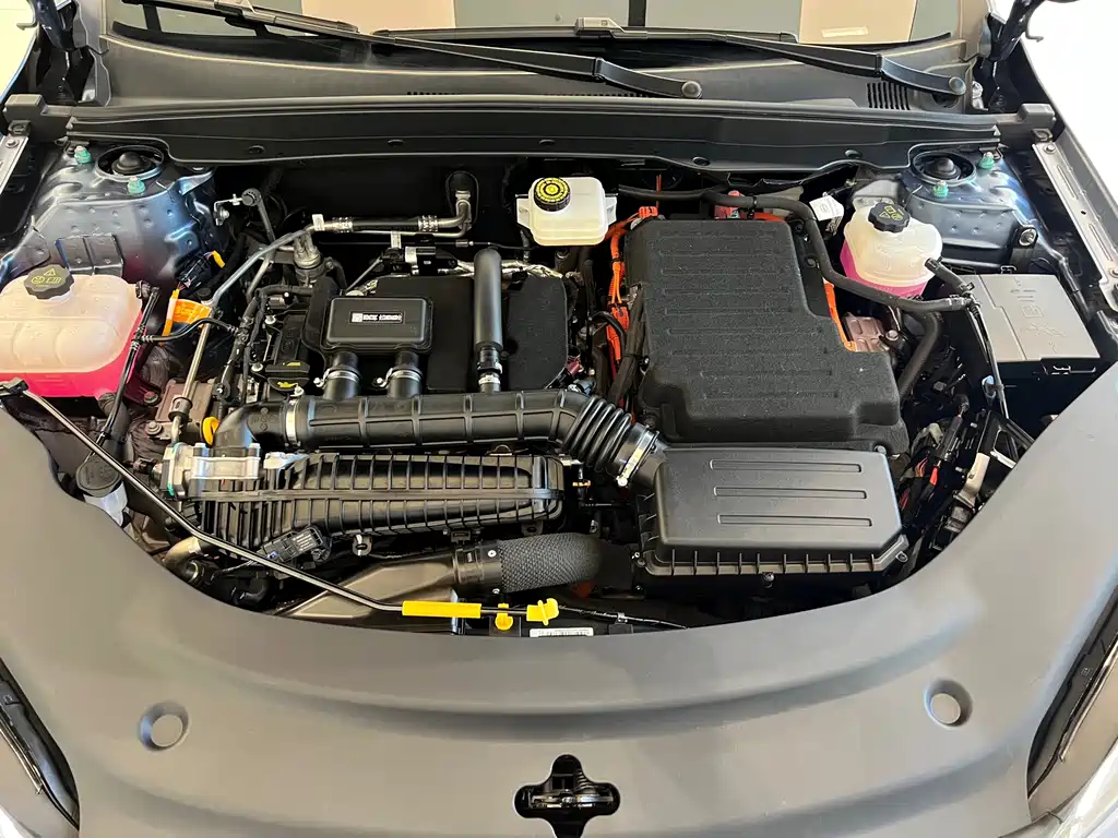 BYD Seal 05 DM-i 2025 — фото 14