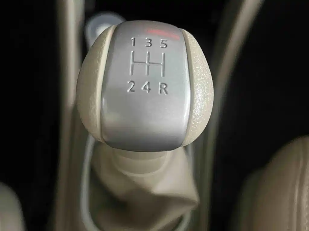 Nissan Sylphy 2014 — фото 8