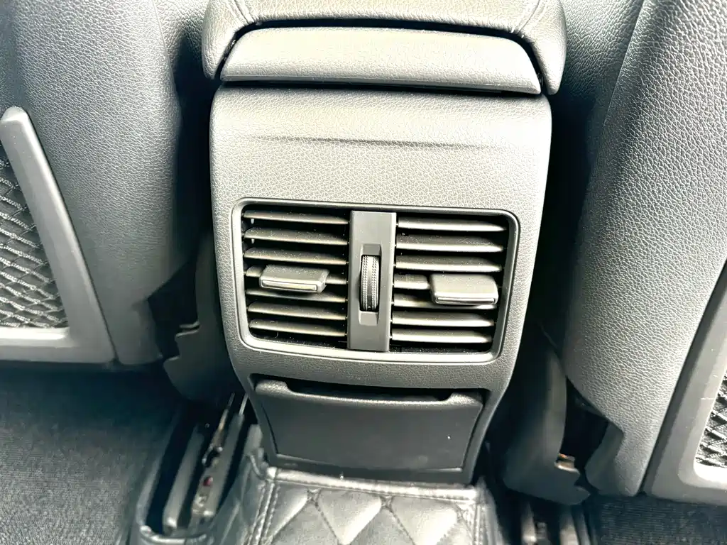 Mercedes-Benz GLA 2019 — фото 15