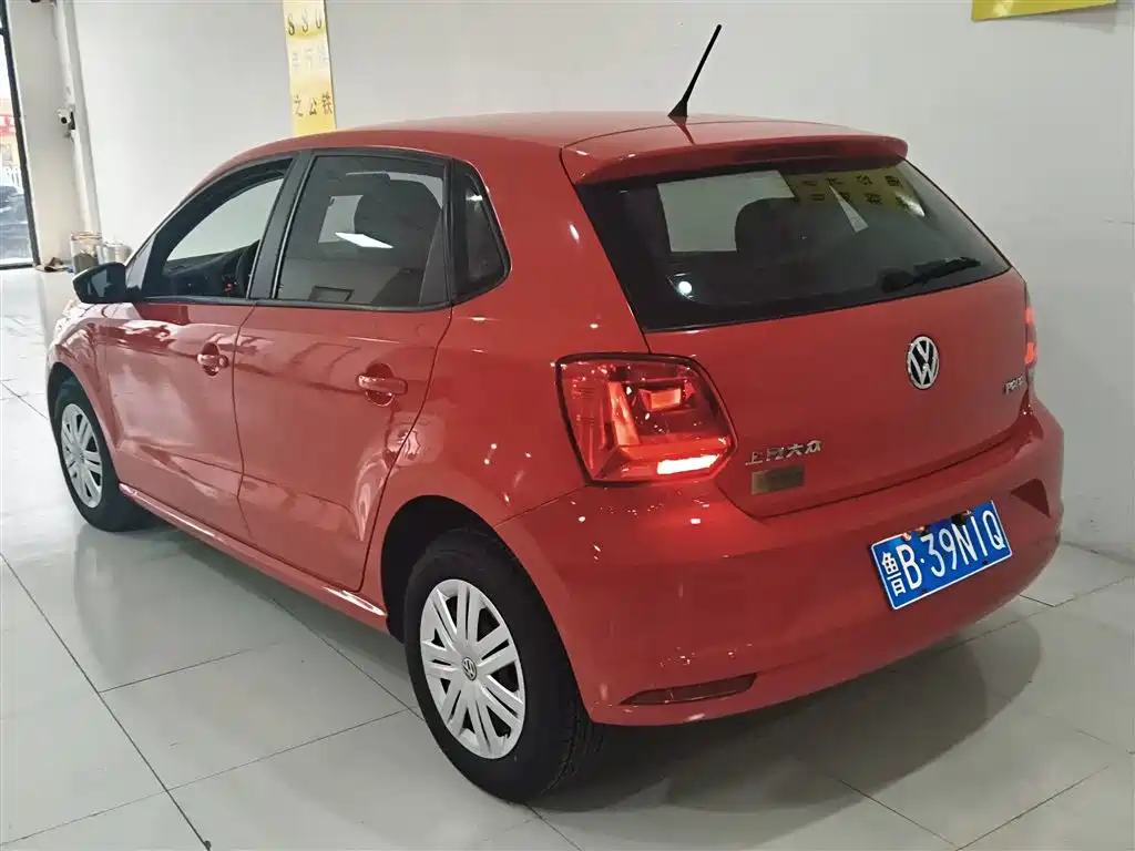 Volkswagen Polo 2018 — фото 23