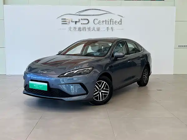 BYD Seal 05 DM-i 2025