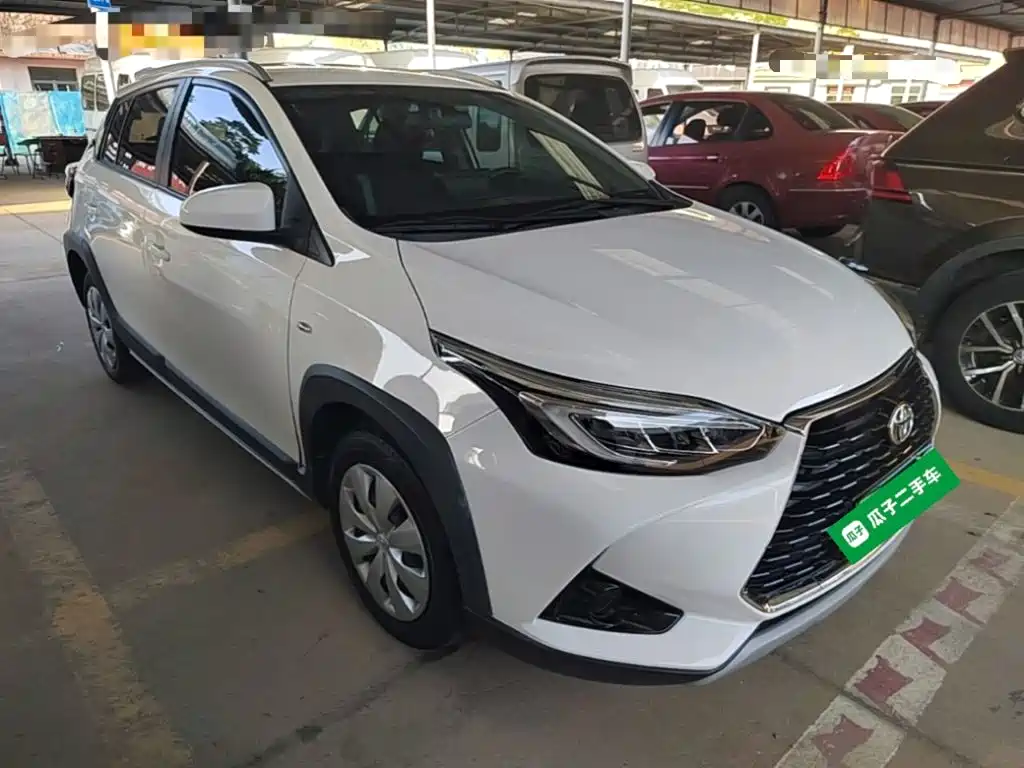 Toyota Yaris L 2022
