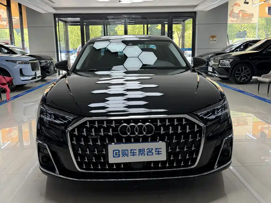 Audi A8 2024