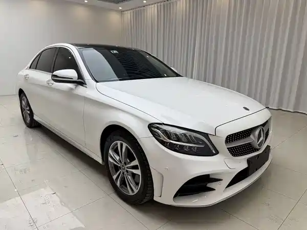 Mercedes-Benz C-Class 2021