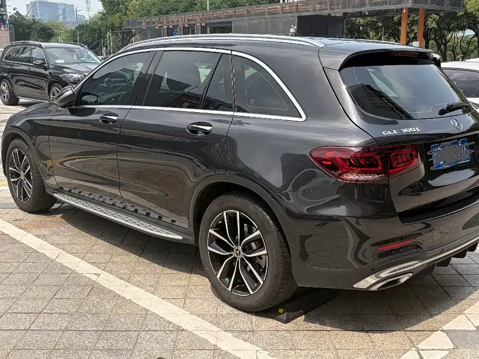 Mercedes-Benz GLC 2020 — фото 2