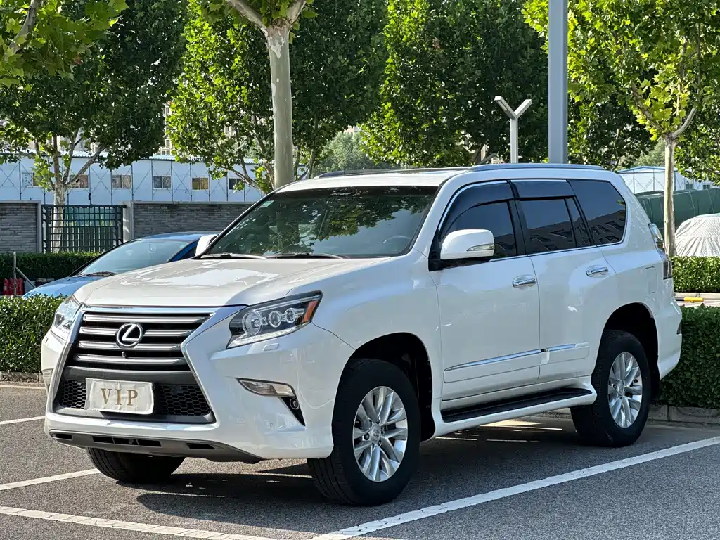 Lexus GX 2017 — фото 1