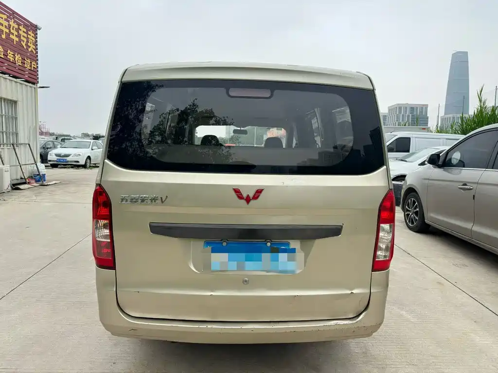 Wuling Rongguang V 2015 — фото 8