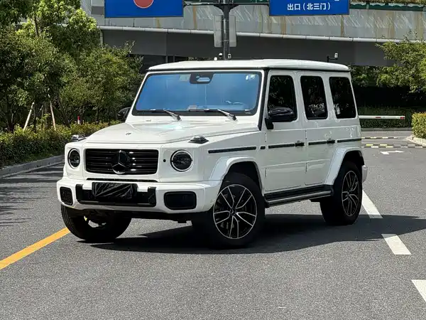 Mercedes-Benz G-Class 2025