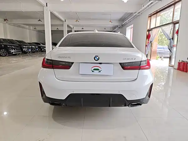 BMW 3 Series 2025