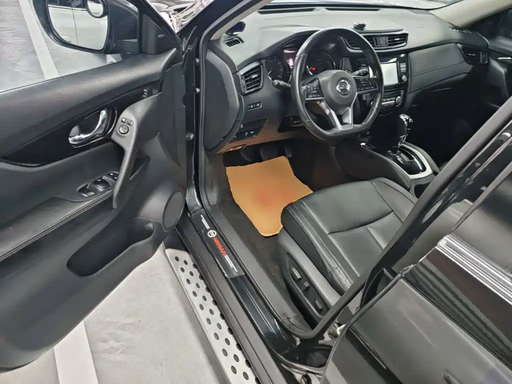 Nissan X-Trail 2018 — фото 16