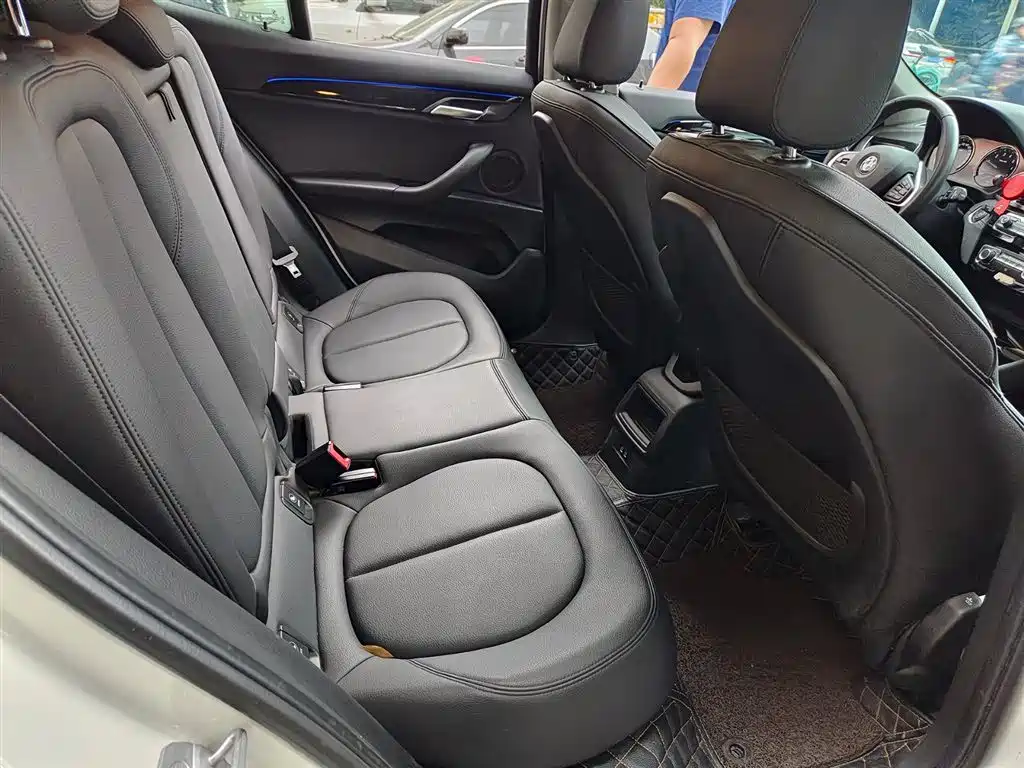 BMW X2 2020 — фото 11
