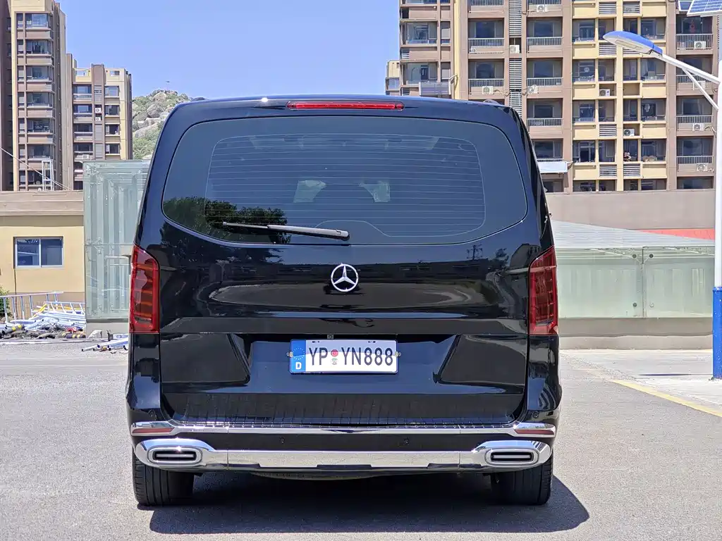 Mercedes-Benz Vito 2023 — фото 5