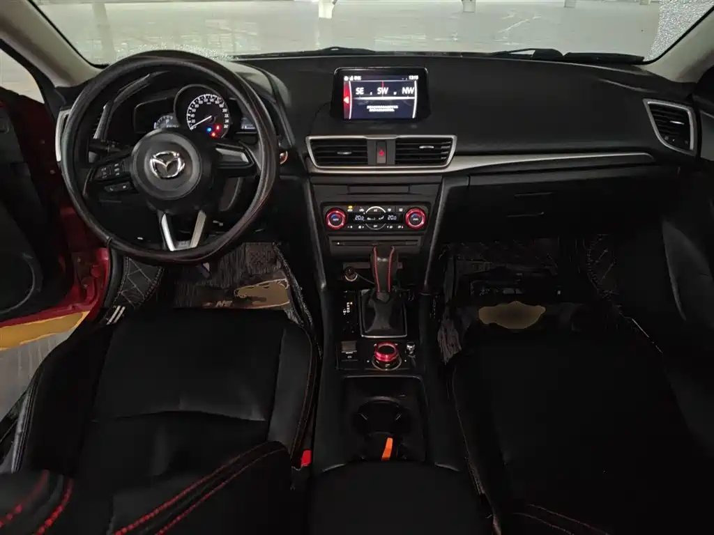 Mazda 3 Axela 2017 — фото 6