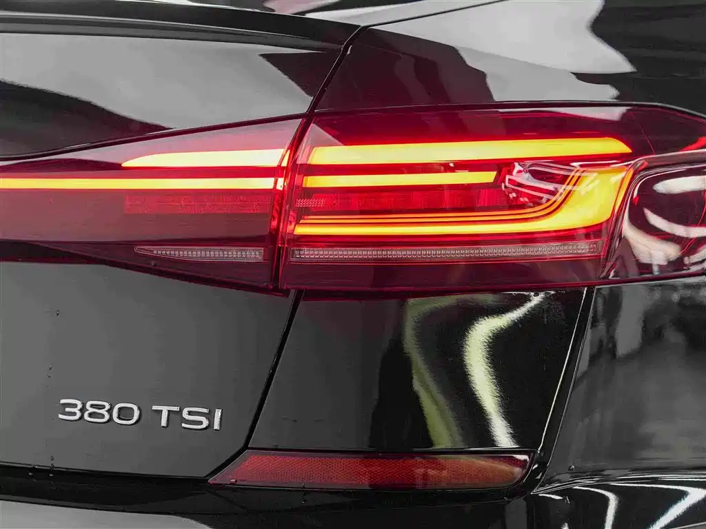 Volkswagen Passat 2024 — фото 12
