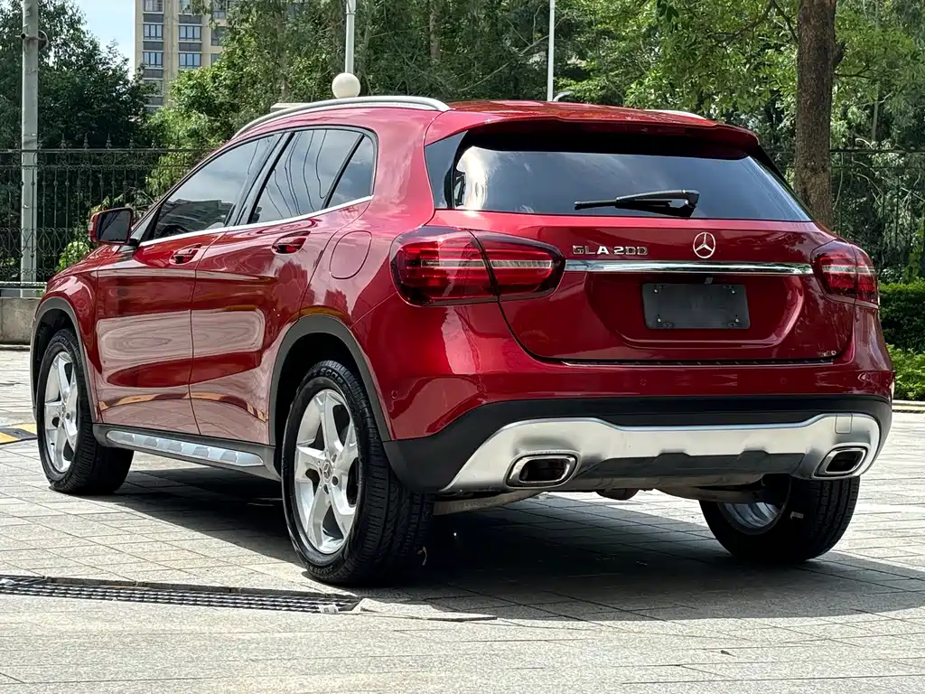 Mercedes-Benz GLA 2018 — фото 4