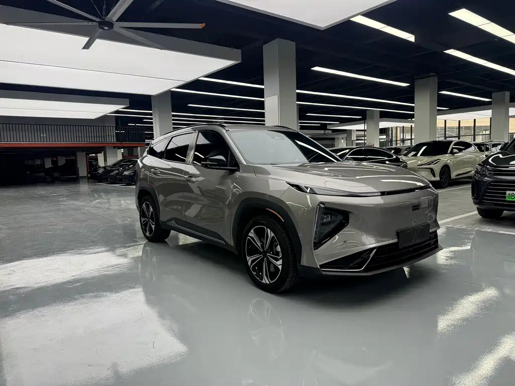Geely Galaxy L7 2025 — фото 3