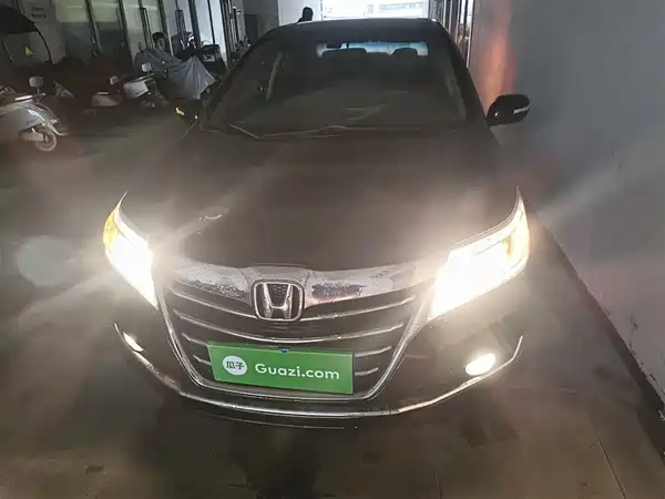 Honda Crider 2016