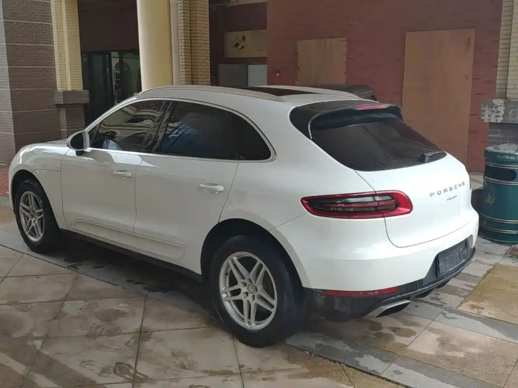 Porsche Macan 2017