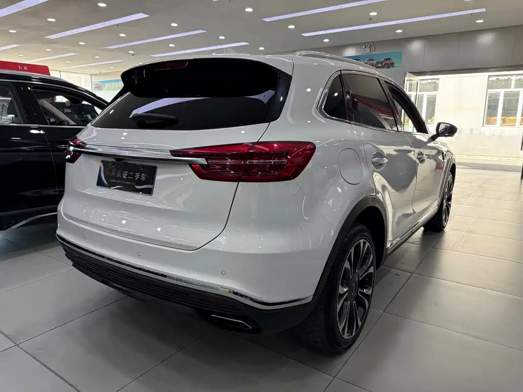 Hongqi HS5 2020