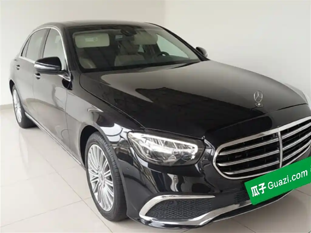 Mercedes-Benz E-Class 2023 — фото 22