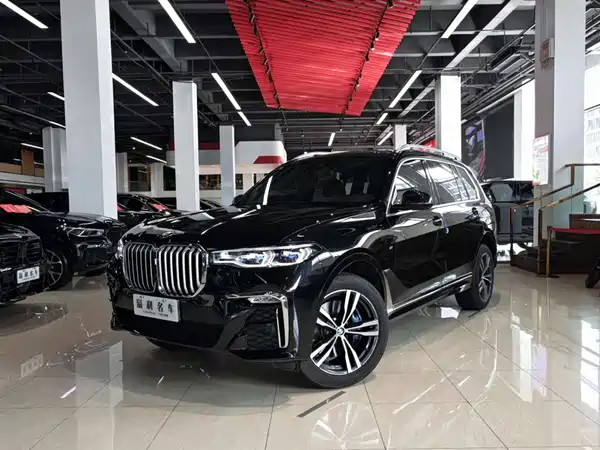 BMW X7 2023