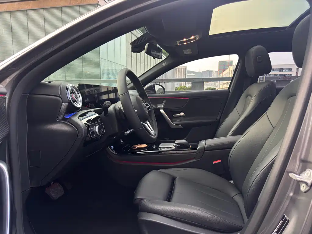 Mercedes-Benz A-Class 2021 — фото 14