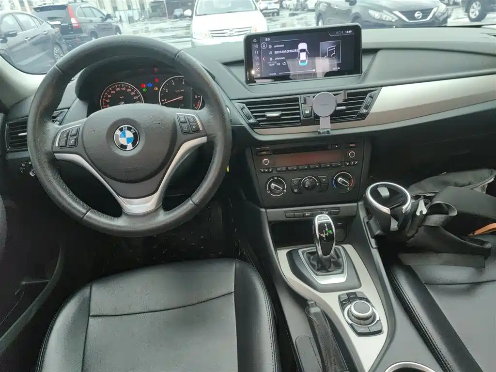BMW X1 2014 — фото 6