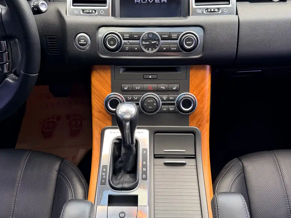 Land Rover Sport 2013 — фото 16