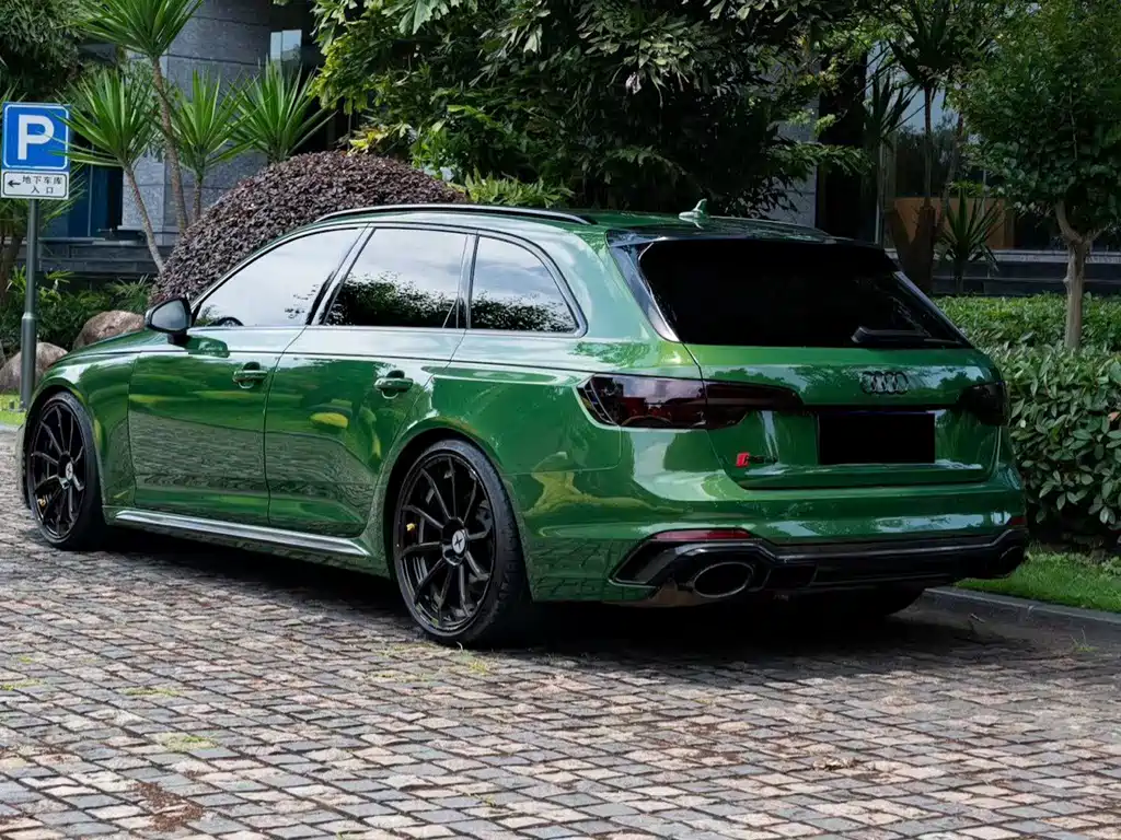 Audi RS 4 2019 — фото 3