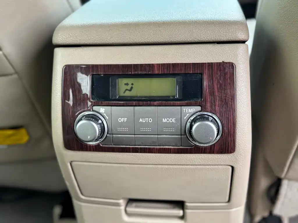 Toyota Highlander 2014 — фото 13