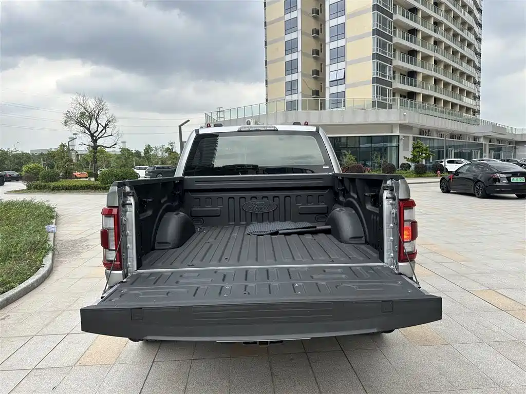 Ford F-150 Raptor 2025 — фото 22