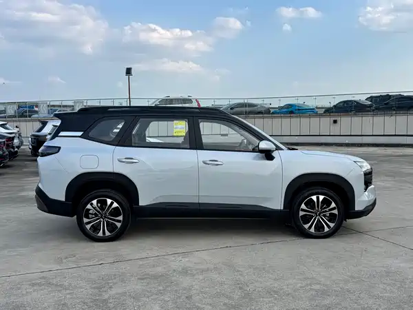 Wuling Starlight 560 New Energy 2026