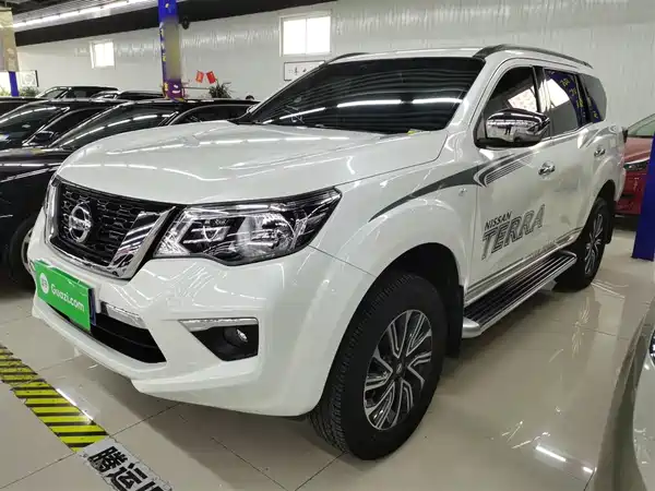 Nissan Terra 2020
