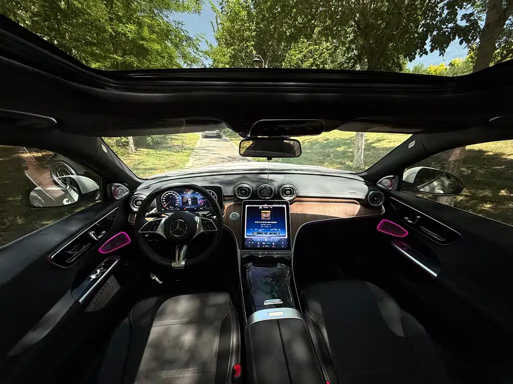 Mercedes-Benz C-Class 2023