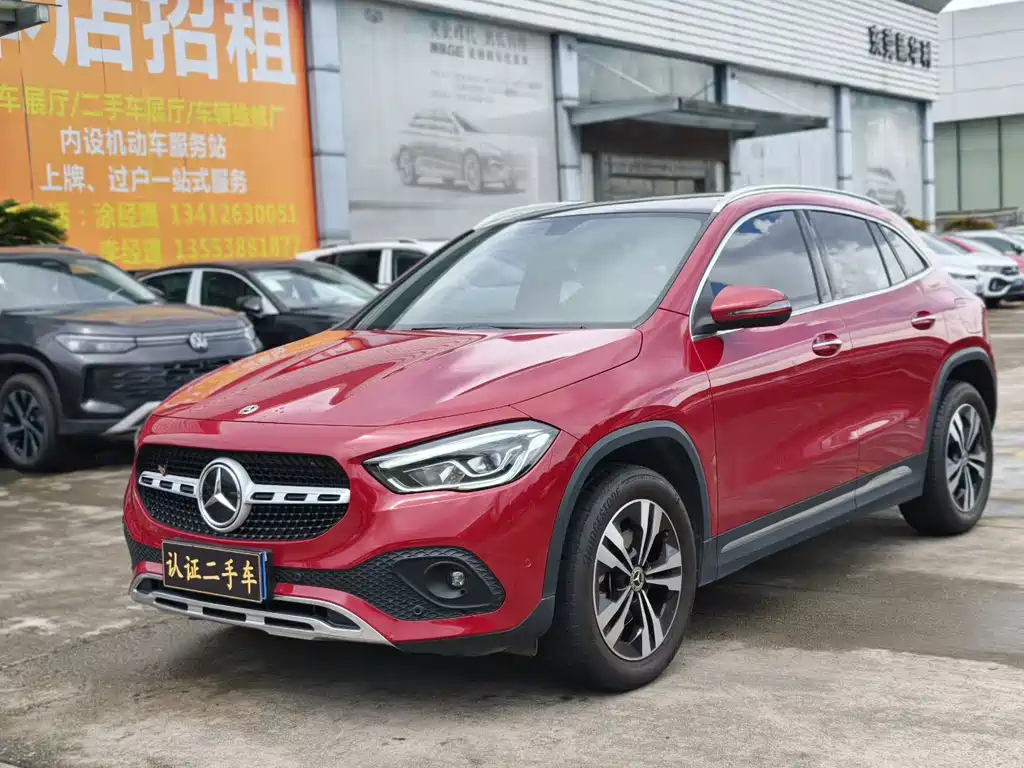 Mercedes-Benz GLA 2021