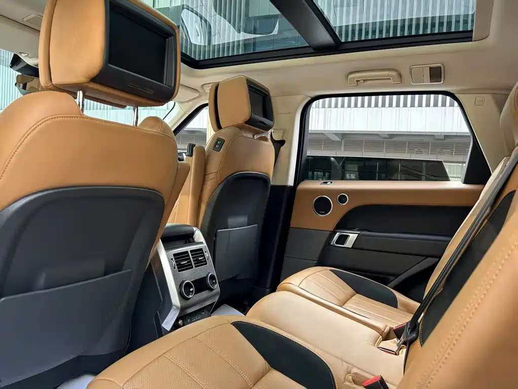 Land Rover Range Rover Sport 2021 — фото 10