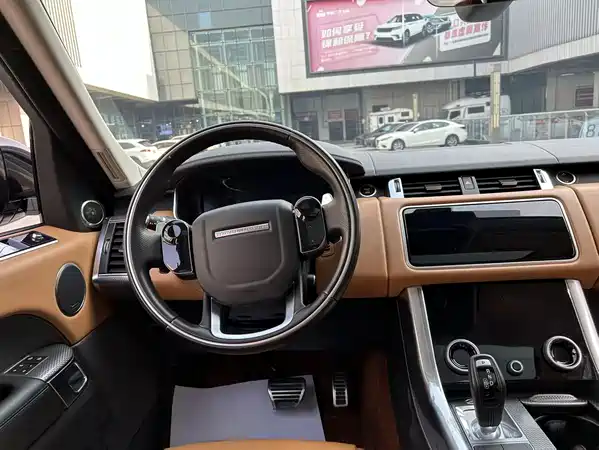 Land Rover Range Rover Sport 2021