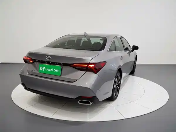 Toyota Avalon 2022