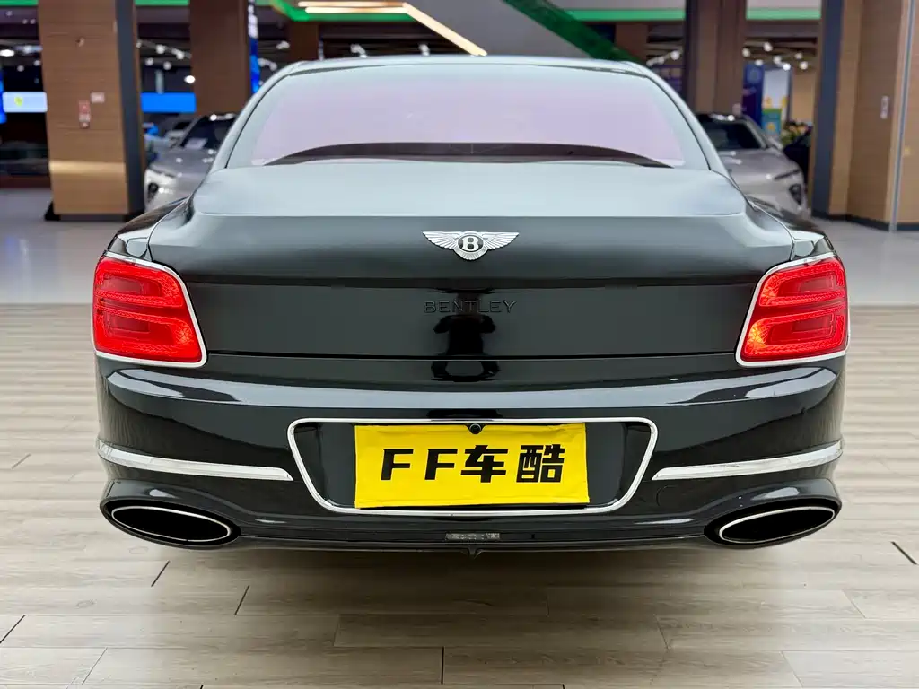 Bentley Flying Spur 2008 — фото 11