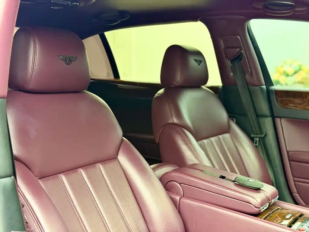 Bentley Flying Spur 2008 — фото 17