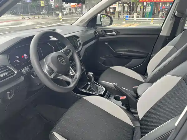 Volkswagen Tacqua 2020