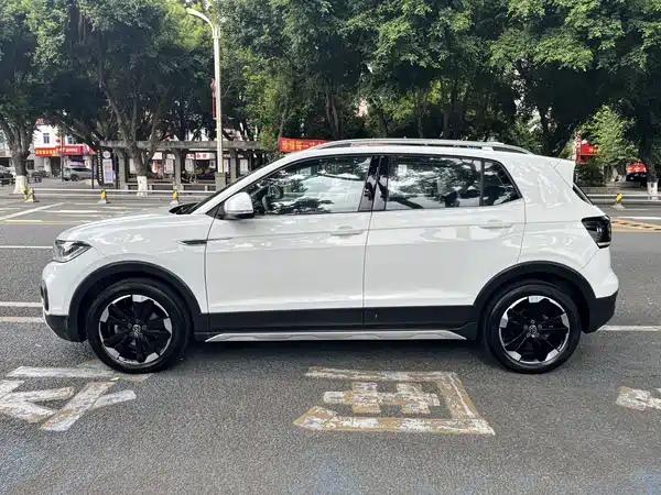 Volkswagen Tacqua 2020