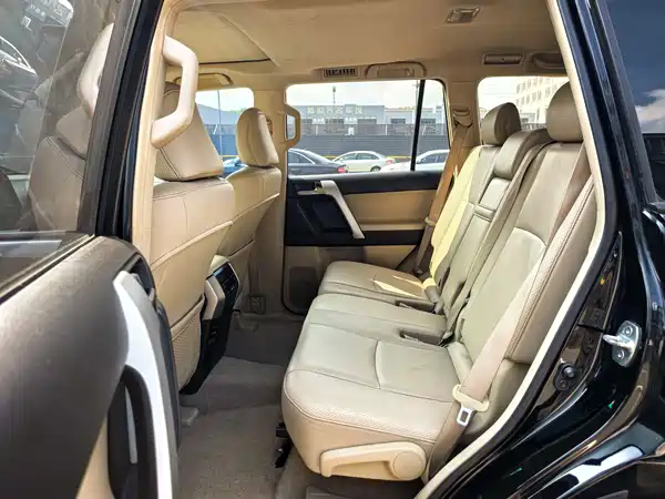 Toyota Prado 2010