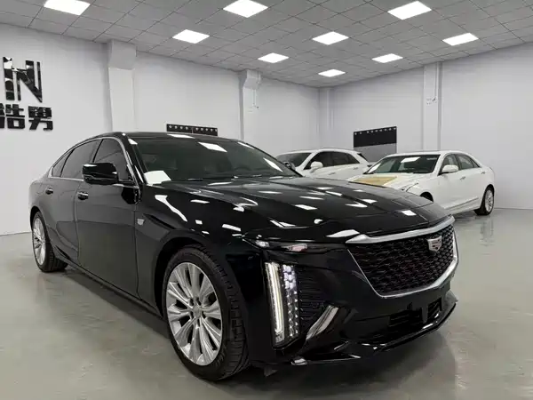 Cadillac CT6 2025