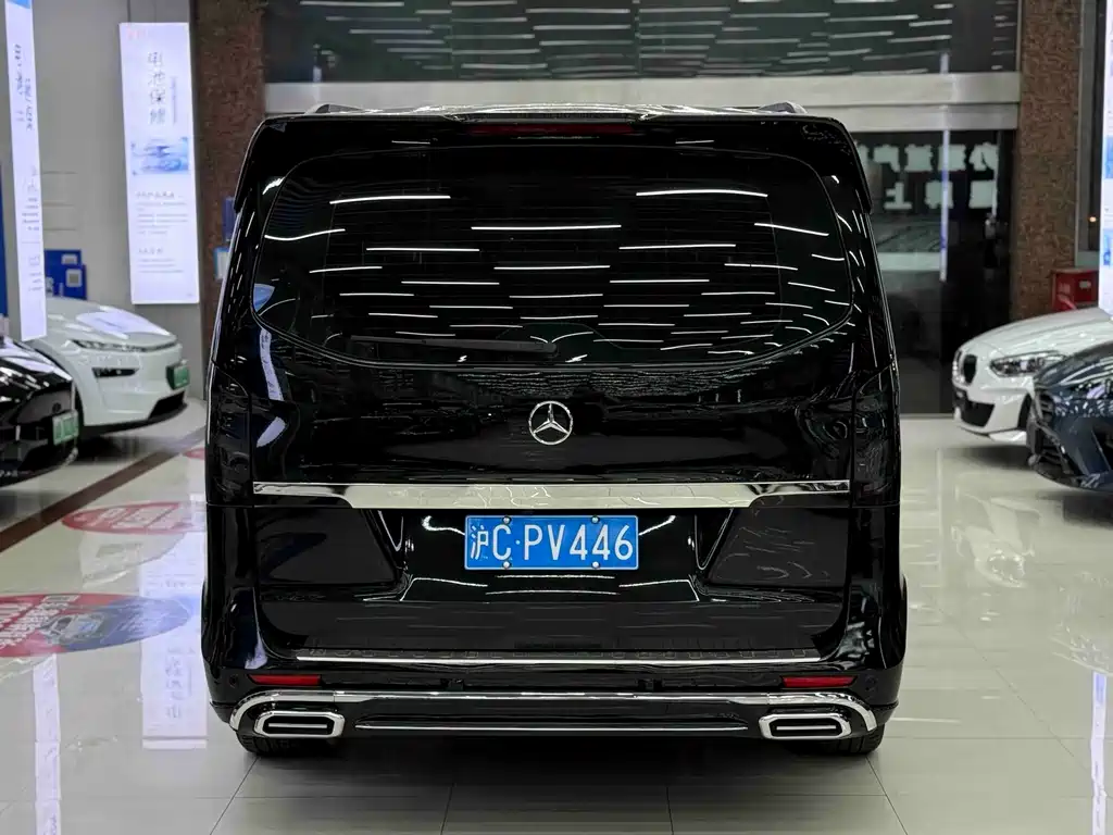 Mercedes-Benz Vito 2022 — фото 8
